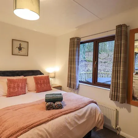 Woodland Retreat Tatil Evi